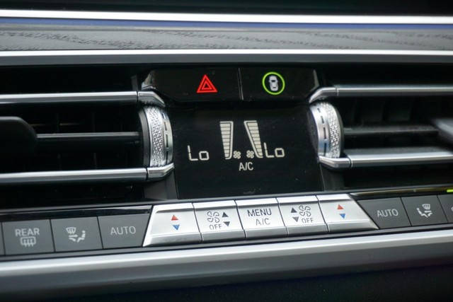 2022 BMW X7 xDrive40i AWD image 57