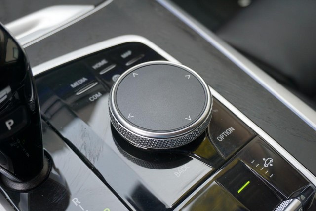 2022 BMW X7 xDrive40i AWD image 64