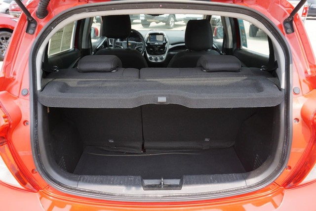 2017 Chevrolet Spark LT image 21