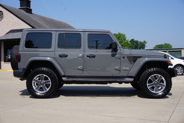 2019 Jeep Wrangler Unlimited Sahara 4x4 image 02