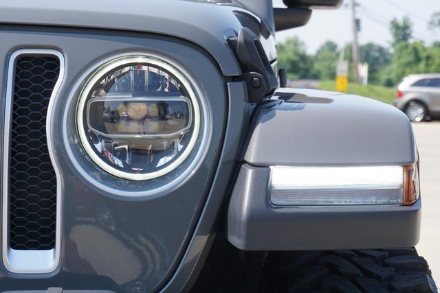 2019 Jeep Wrangler Unlimited Sahara 4x4 image 10