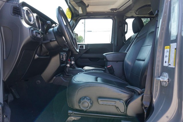 2019 Jeep Wrangler Unlimited Sahara 4x4 image 24