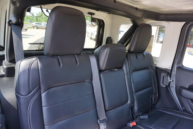 2019 Jeep Wrangler Unlimited Sahara 4x4 image 30