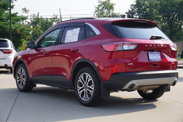 2022 Ford Escape SEL AWD image 05