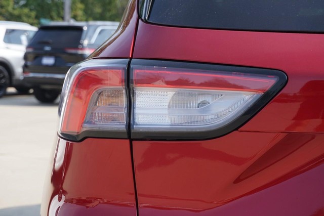 2022 Ford Escape SEL AWD image 16