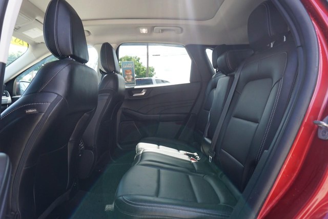 2022 Ford Escape SEL AWD image 24