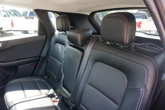 2022 Ford Escape SEL AWD image 25