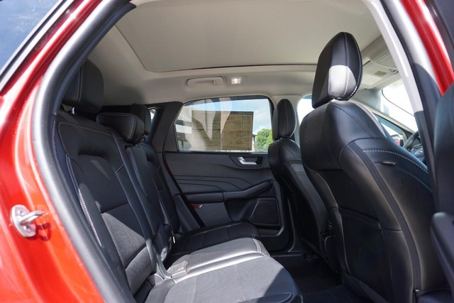 2022 Ford Escape SEL AWD image 26