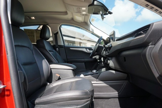 2022 Ford Escape SEL AWD image 28