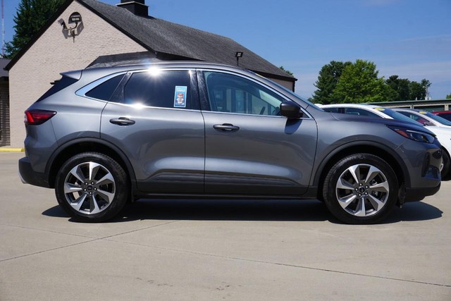 2024 Ford Escape Platinum AWD image 02