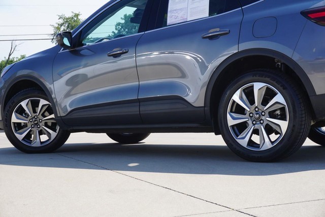 2024 Ford Escape Platinum AWD image 13