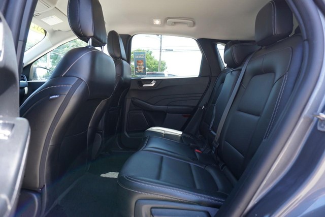 2024 Ford Escape Platinum AWD image 25