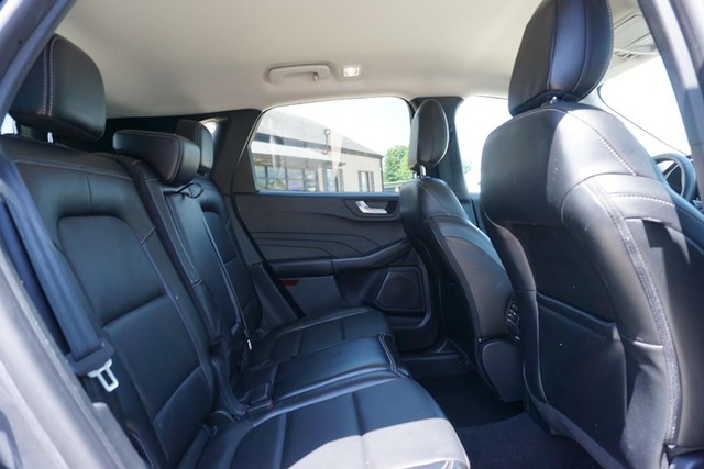 2024 Ford Escape Platinum AWD image 27