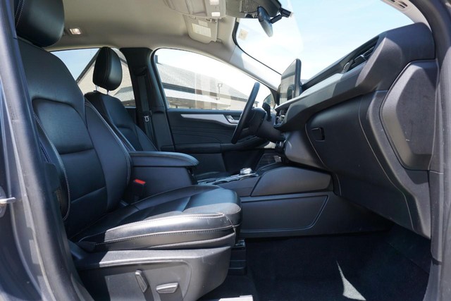2024 Ford Escape Platinum AWD image 29