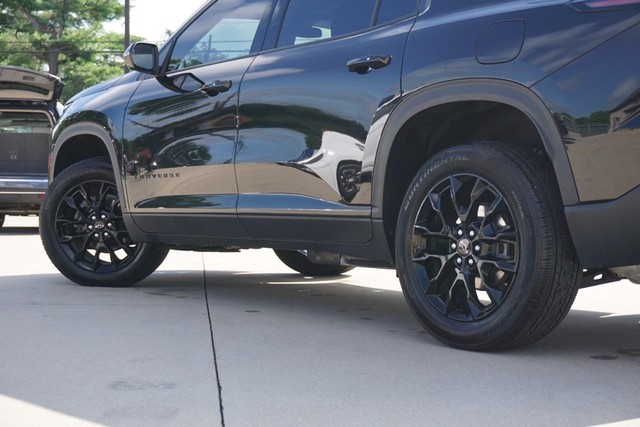 2024 Chevrolet Traverse AWD LT image 14