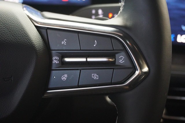 2024 Chevrolet Traverse AWD LT image 36
