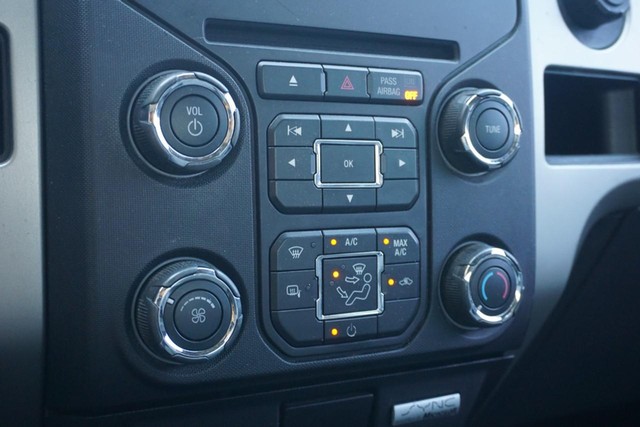 2013 Ford F-150 4WD XLT SuperCab image 40
