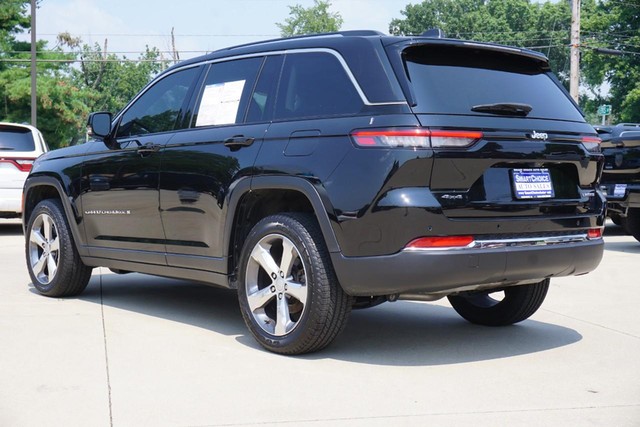 2022 Jeep Grand Cherokee 4WD Limited image 05