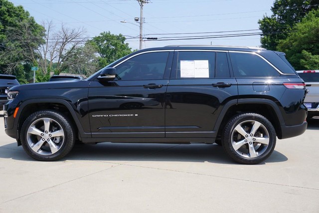 2022 Jeep Grand Cherokee 4WD Limited image 06