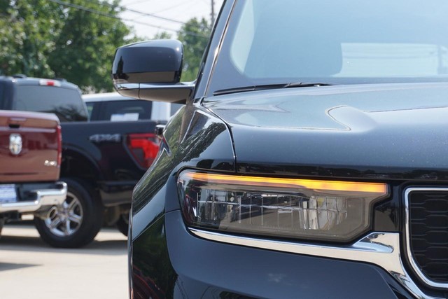 2022 Jeep Grand Cherokee 4WD Limited image 09