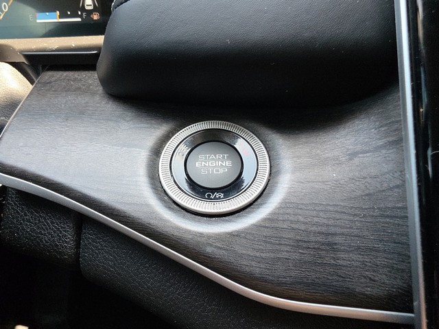2022 Jeep Grand Cherokee 4WD Limited image 42