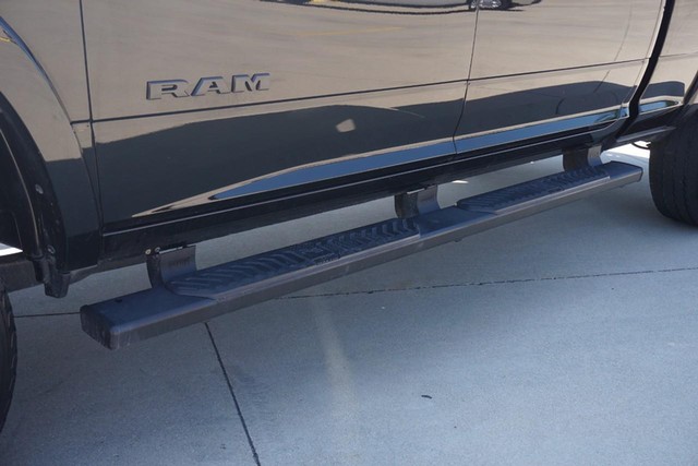 2022 Ram 2500 4WD Laramie Crew Cab image 16