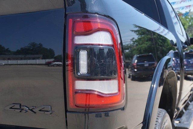 2022 Ram 2500 4WD Laramie Crew Cab image 23