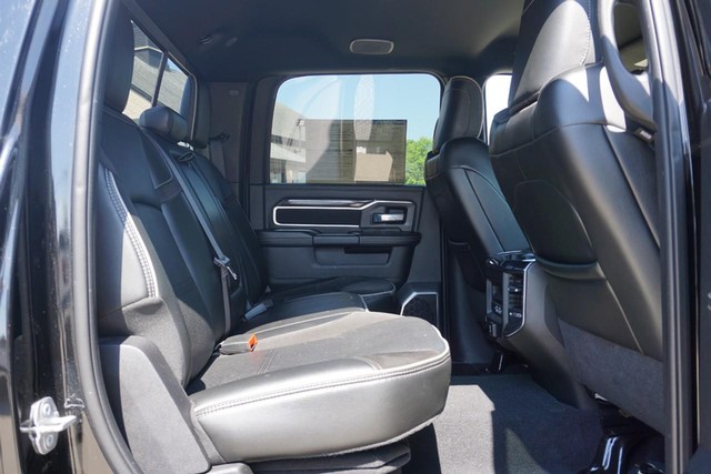 2022 Ram 2500 4WD Laramie Crew Cab image 32