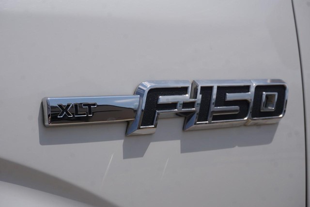 2013 Ford F-150 4WD XLT SuperCrew image 12