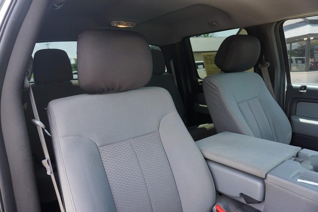 2013 Ford F-150 4WD XLT SuperCrew image 32