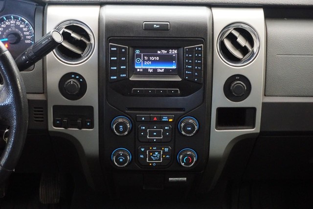 2013 Ford F-150 4WD XLT SuperCrew image 35