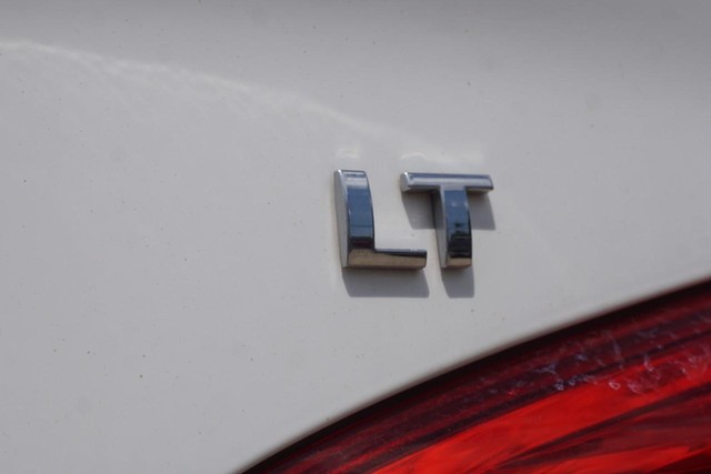 2017 Chevrolet Cruze LT image 17