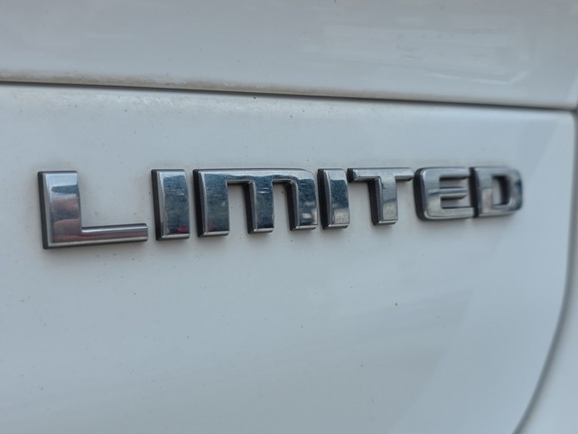 2021 Jeep Grand Cherokee L 4WD Limited image 14