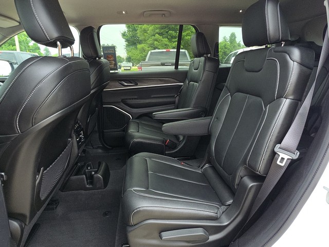 2021 Jeep Grand Cherokee L 4WD Limited image 22