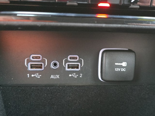 2021 Jeep Grand Cherokee L 4WD Limited image 41