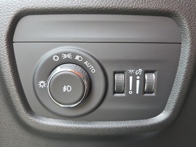 2021 Jeep Grand Cherokee L 4WD Limited image 43
