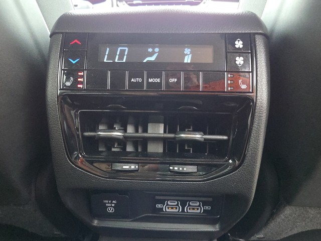 2021 Jeep Grand Cherokee L 4WD Limited image 44