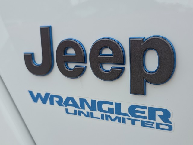 2022 Jeep Wrangler 4xe Unlimited Rubicon image 15