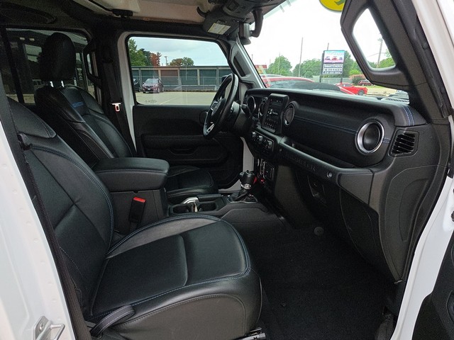 2022 Jeep Wrangler 4xe Unlimited Rubicon image 24