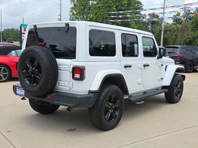 2022 Jeep Wrangler Unlimited Sahara Altitude image 03