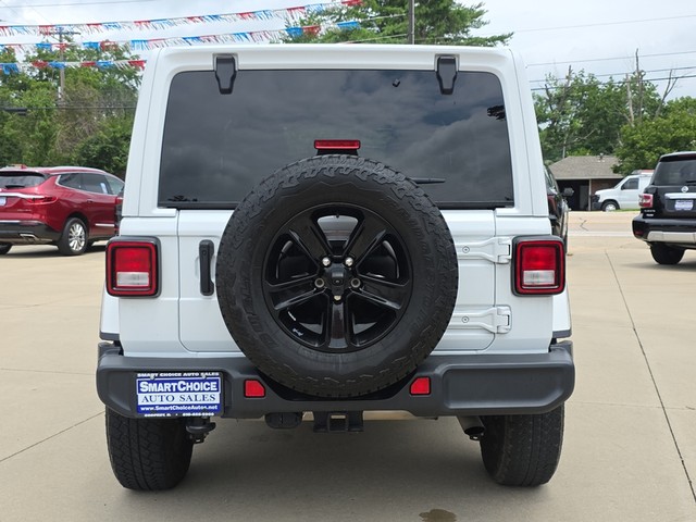 2022 Jeep Wrangler Unlimited Sahara Altitude image 04