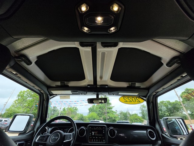2022 Jeep Wrangler Unlimited Sahara Altitude image 27