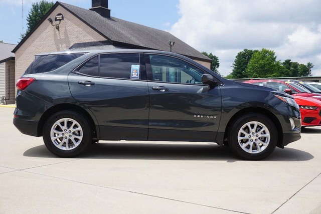 2019 Chevrolet Equinox LS FWD image 02