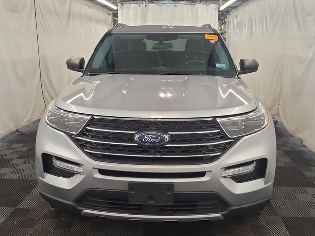 2022 Ford Explorer XLT 4WD image 04