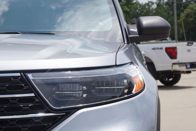 2022 Ford Explorer XLT 4WD image 10