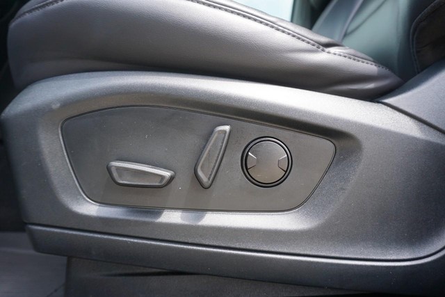 2022 Ford Explorer XLT 4WD image 24