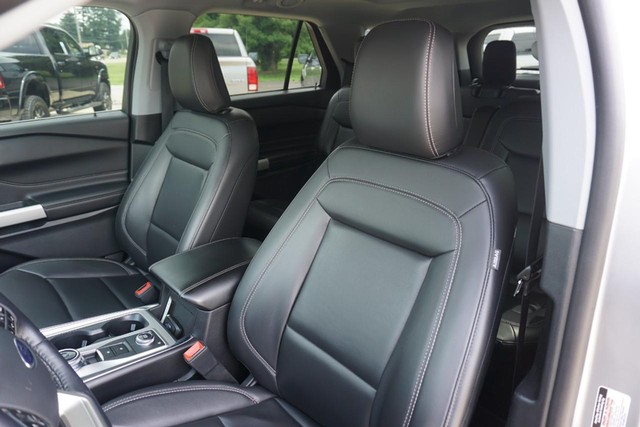 2022 Ford Explorer XLT 4WD image 25