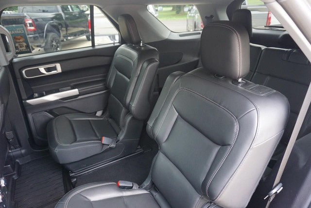 2022 Ford Explorer XLT 4WD image 27