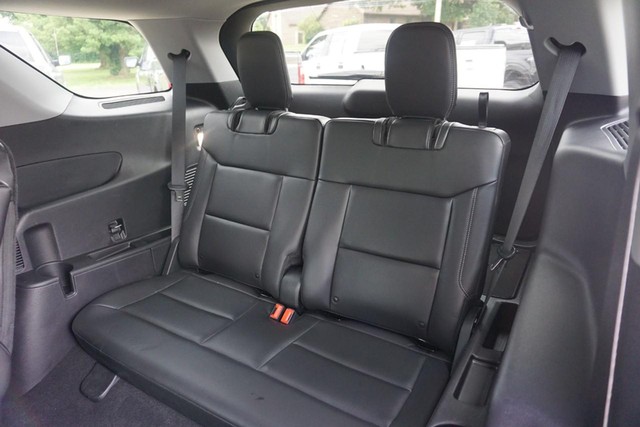 2022 Ford Explorer XLT 4WD image 28