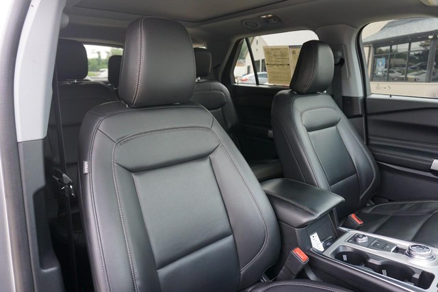 2022 Ford Explorer XLT 4WD image 34